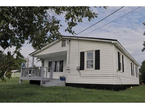 1217 Meadowview Ave