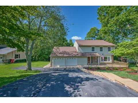 2 Pine Timbers Ct