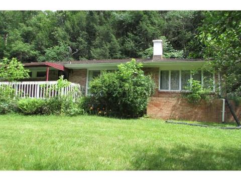 112 Kelly Ln