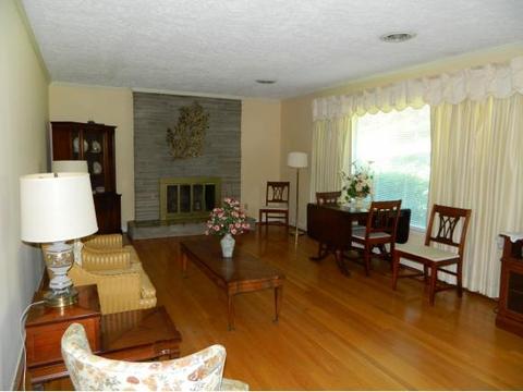 440 Merriwood Dr