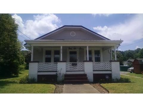 900 N Sycamore