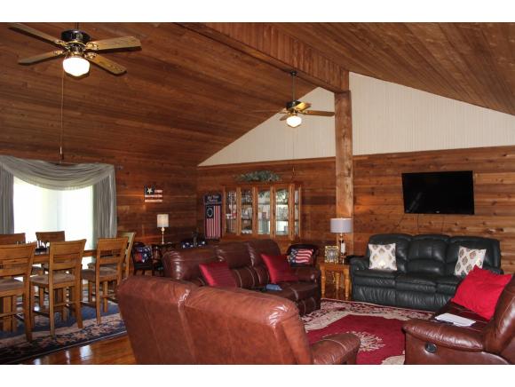 4017 Black Oak