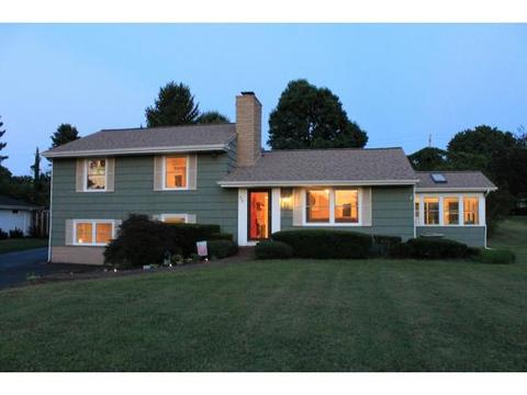 2229 Pendragon Rd