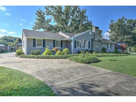 2229 Pendragon Rd