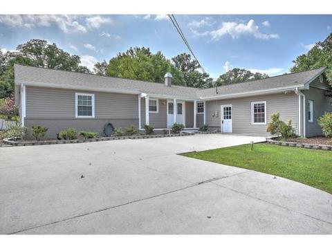 2229 Pendragon Rd