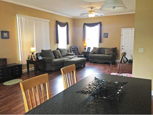 1252 Redbird Ln, Dandridge TN 37725