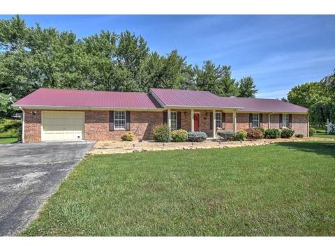 309 Pinecrest Dr