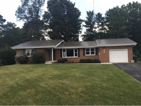 309 Pinecrest Dr