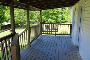 For Sale: 2180 White Wing Rd Lenoir City, TN 37771
