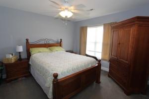 For Sale: 2409 Hallerins Ct #APT 3 Maryville, TN 37801