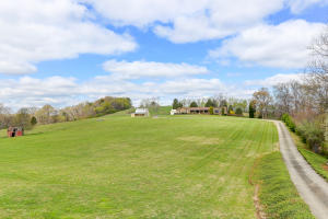 4301 Wildwood Rd, Maryville TN 37804
