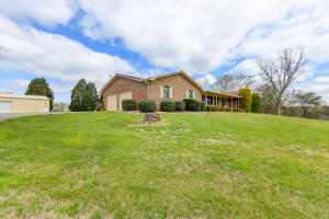 4301 Wildwood Rd, Maryville TN 37804