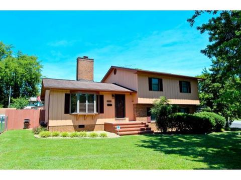 406 Oak Hammock Ln