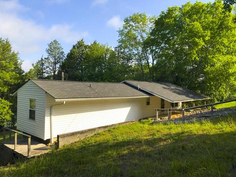 406 Oak Hammock Ln