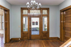 For Sale: 311 S High St Sweetwater, TN 37874