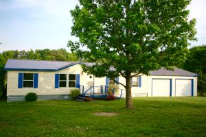 For Sale: 685 Lees Chapel Rd Sweetwater, TN 37874