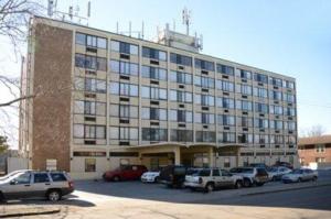For Sale: 1700 W Clinch Ave #APT 107 Knoxville, TN 37916