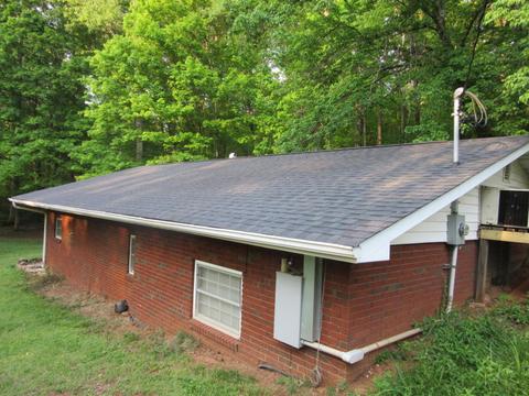 210 W Moody Ave