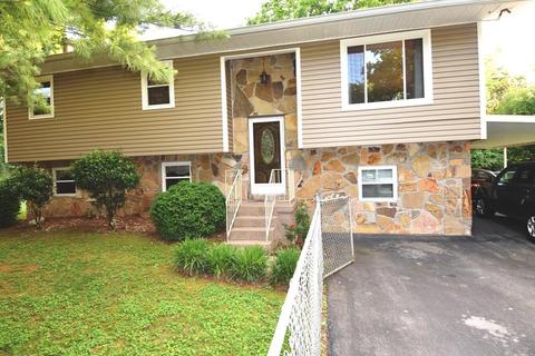 4505 Crestfield Rd