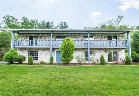 742 Colony Village Way