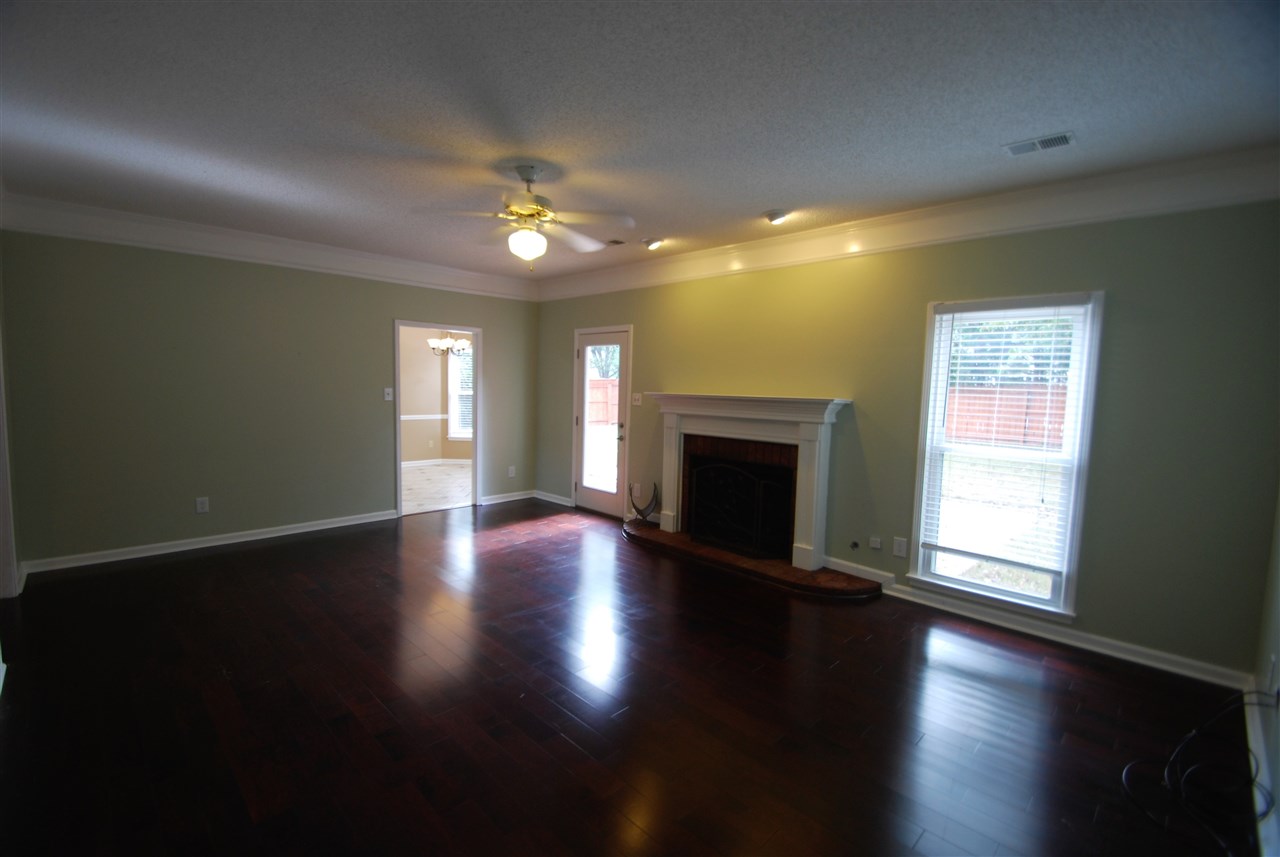323 E Harpers Ferry Rd