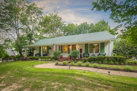 300 Windbrook Dr
