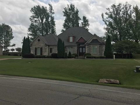 79 Green Meadows Blvd