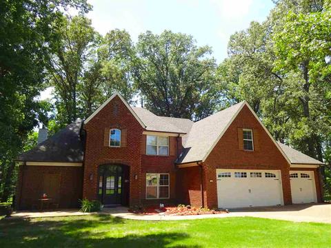 79 Green Meadows Blvd