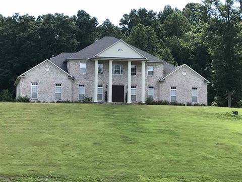 79 Green Meadows Blvd