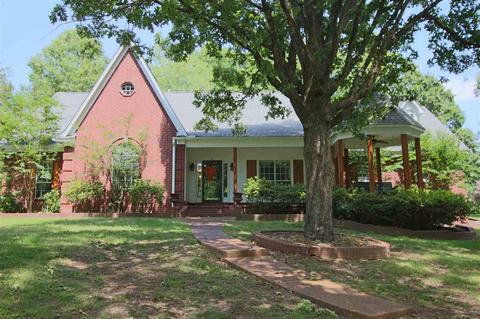 215 Meadow Ridge Dr
