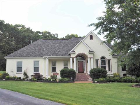 215 Meadow Ridge Dr