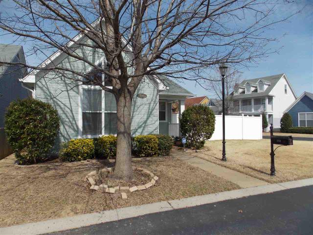 1272 Island Harbor Dr