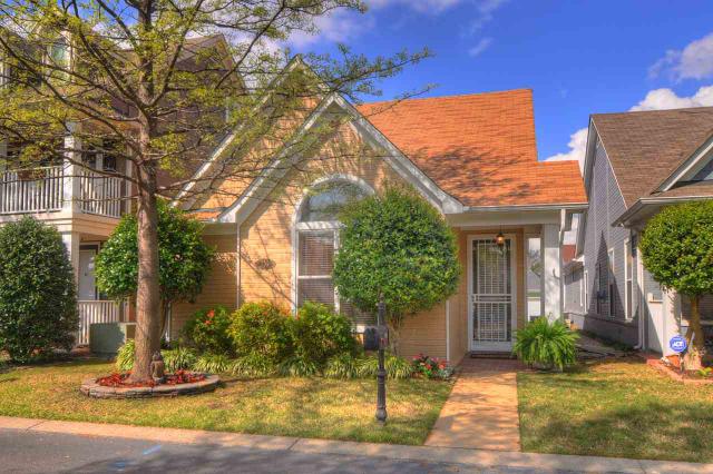1272 Island Harbor Dr