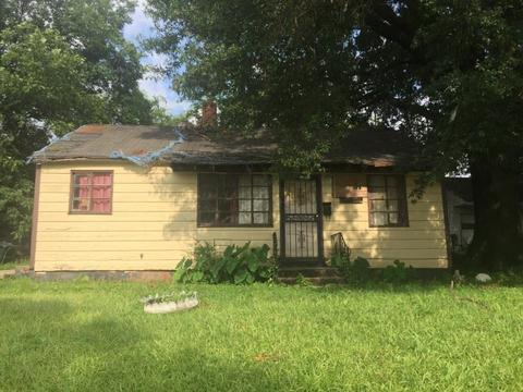 3287 William Tell Dr