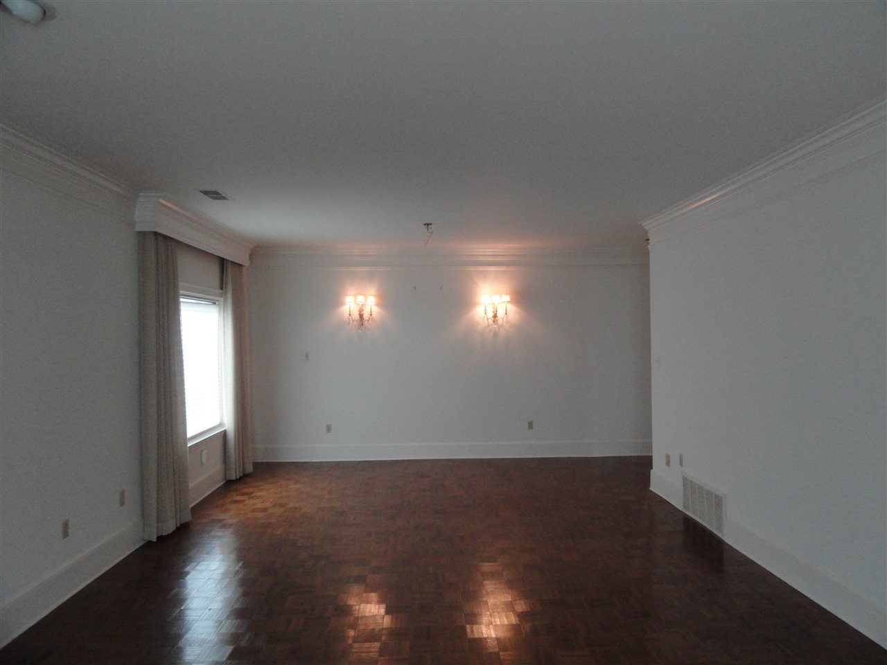 205 S Reese St