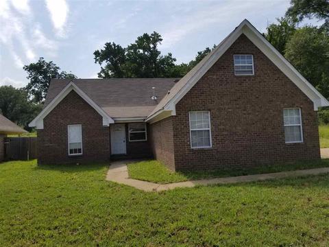 3483 Julia St