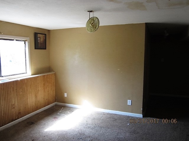 2631 Parkview Dr