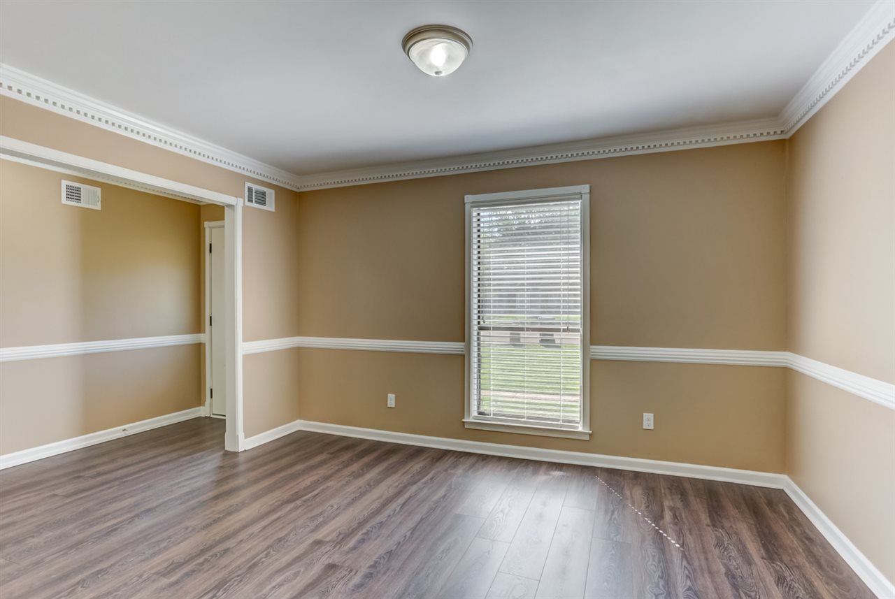 5904 Sycamore Manor Cv