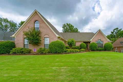 6472 Daybreak Dr