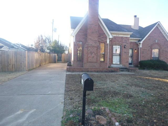 4837 Sturbridge Ln