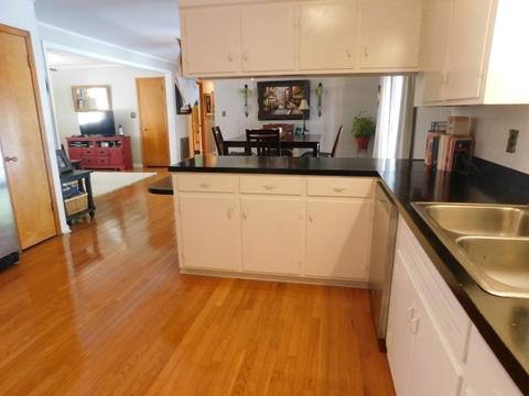 395 Cagle Cir