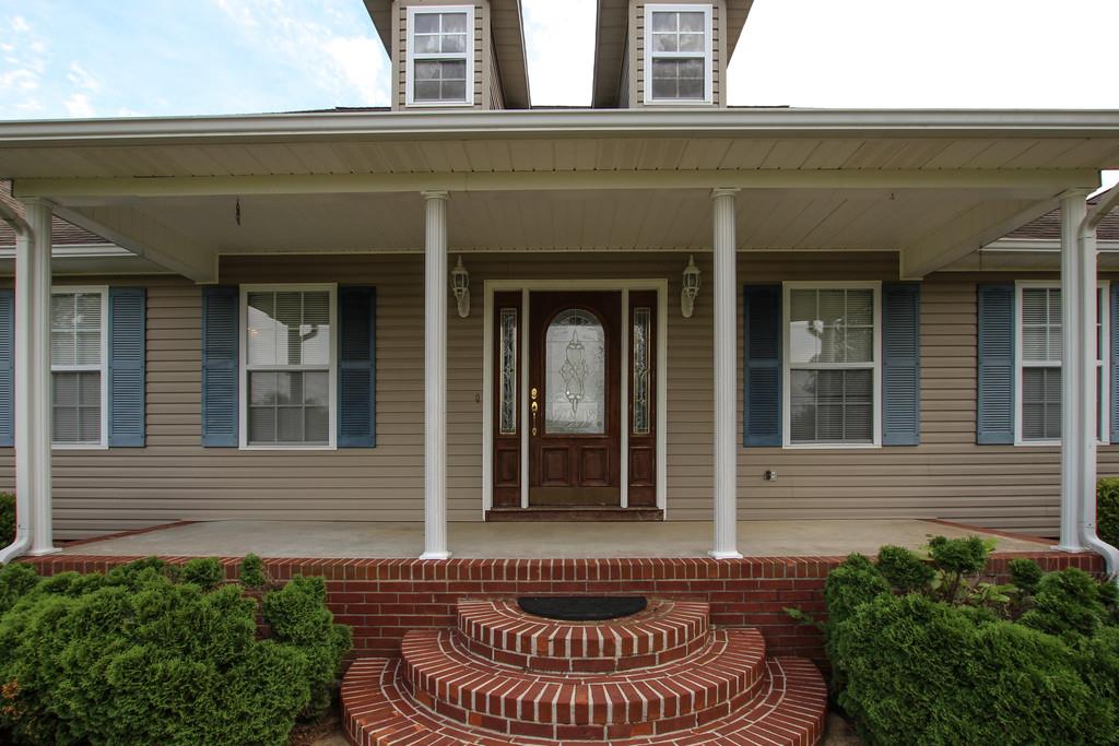 For Sale: 11 Samuel Ln Loretto, TN 38469