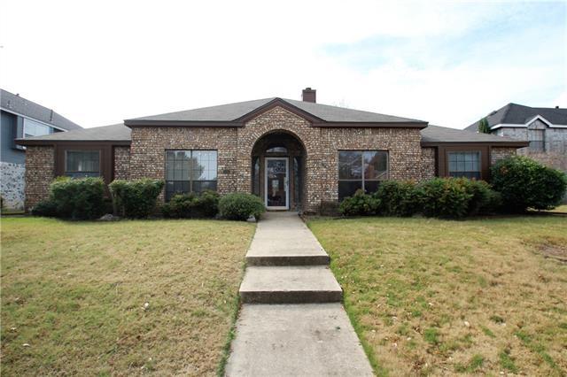 806 Deerlake Ct