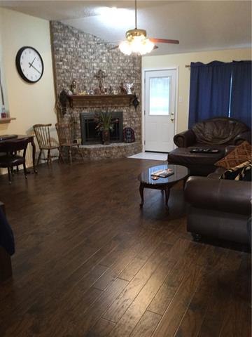 1530 Mayflower Dr