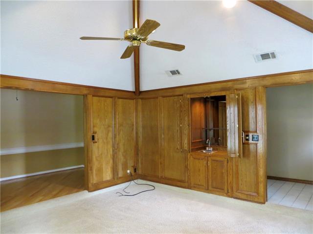 1528 Sleepy Hollow Dr