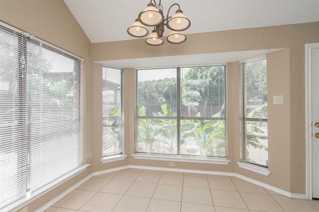 708 Willow Oak Dr