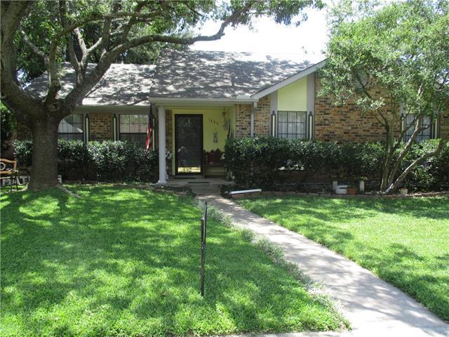 417 N Bonham Dr