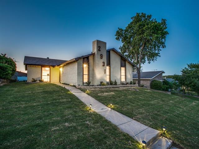 2822 Cliffbrook Dr