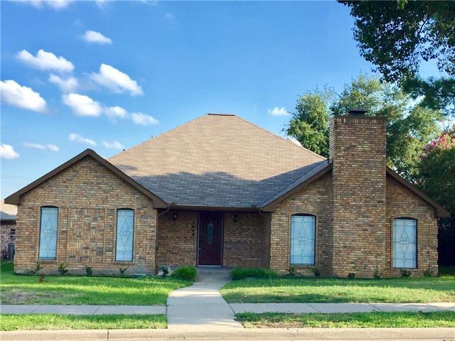 1740 Hartford Dr