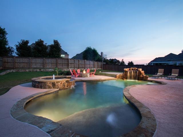 1079 Hawkwood Way